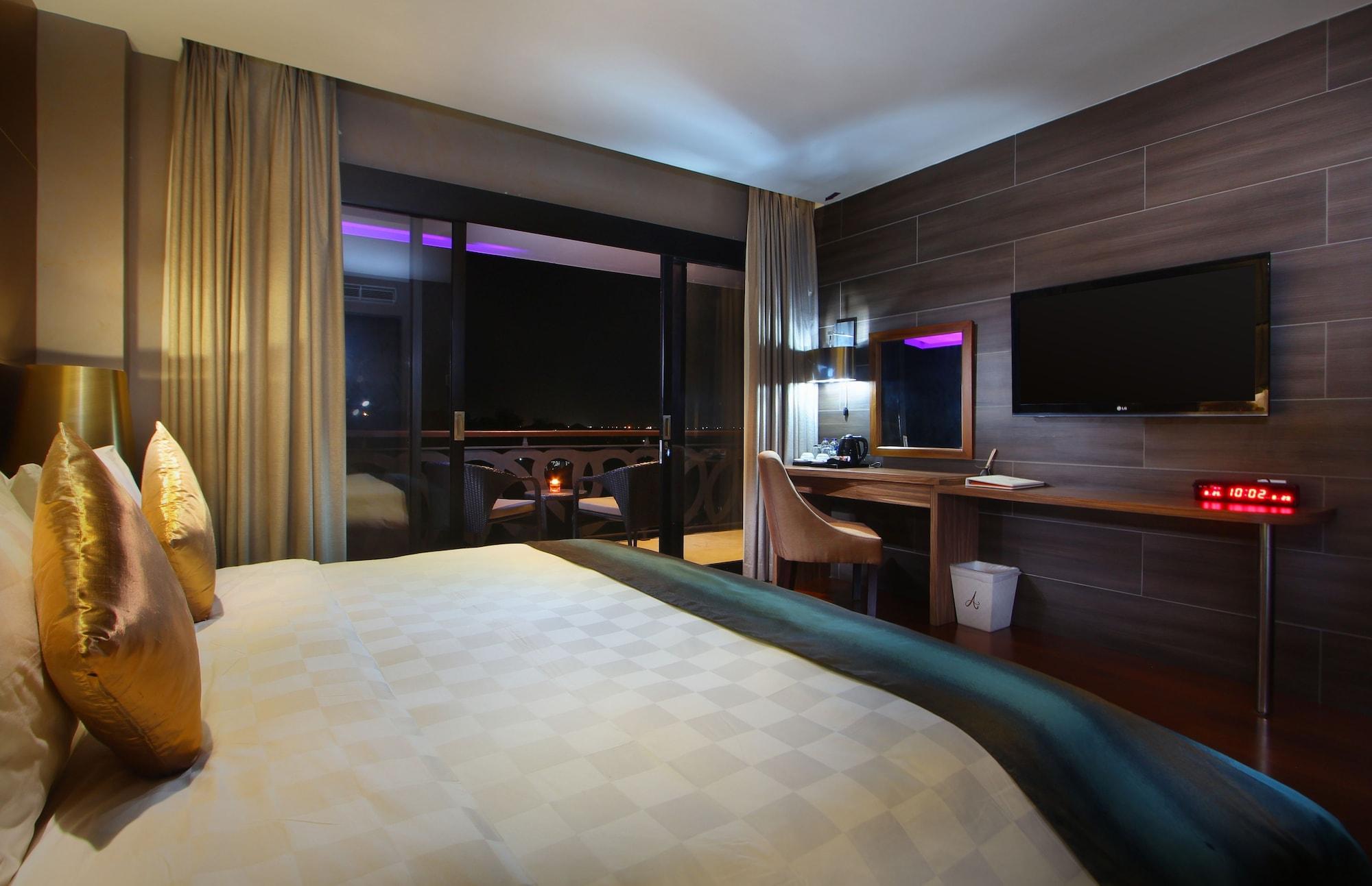 Amaroossa Suite Bali Нуса Дуа Екстериор снимка